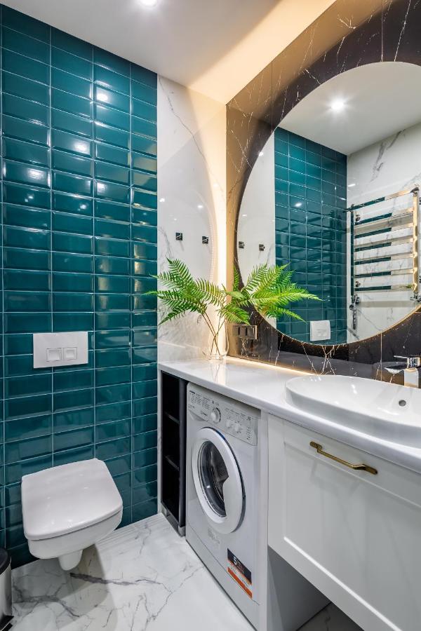 Emerald Lux Apartment. Liveinlviv Buitenkant foto